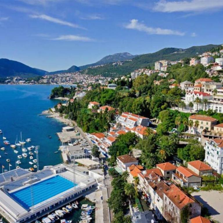 Pearl in the Heart of Old Town on Belavista in Herceg Novi - One-Bedroom Apartment - 38