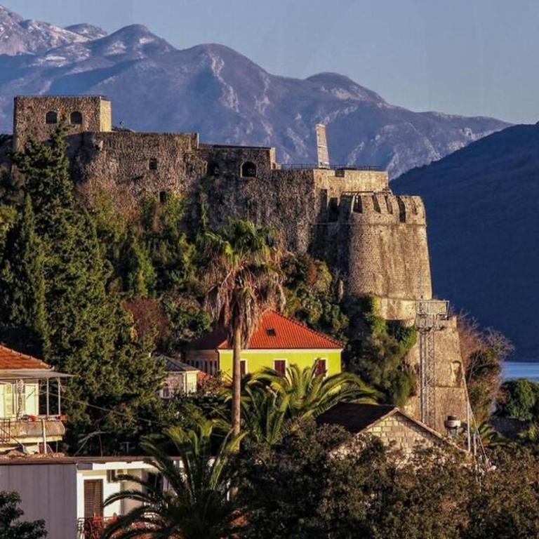 Pearl in the Heart of Old Town on Belavista in Herceg Novi - One-Bedroom Apartment - 37