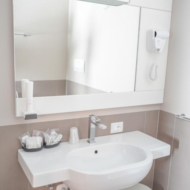 Al Ponte Garnì - Suite Junior (4 adultos) - 9
