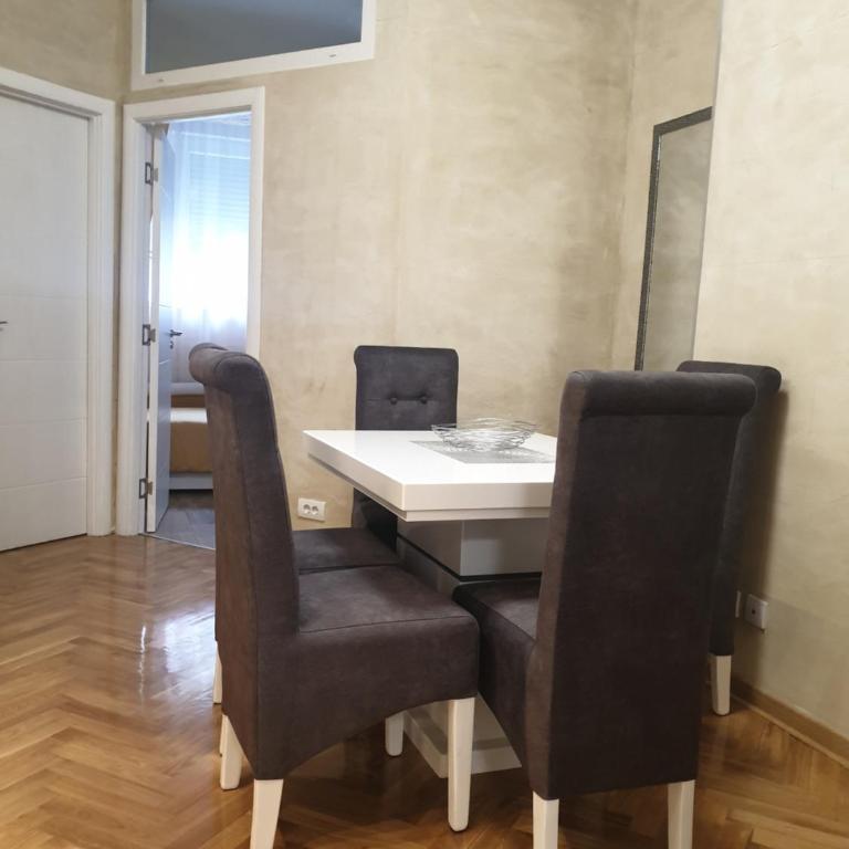 Elena Lux - Apartman sa 2 Spavaće Sobe - 16