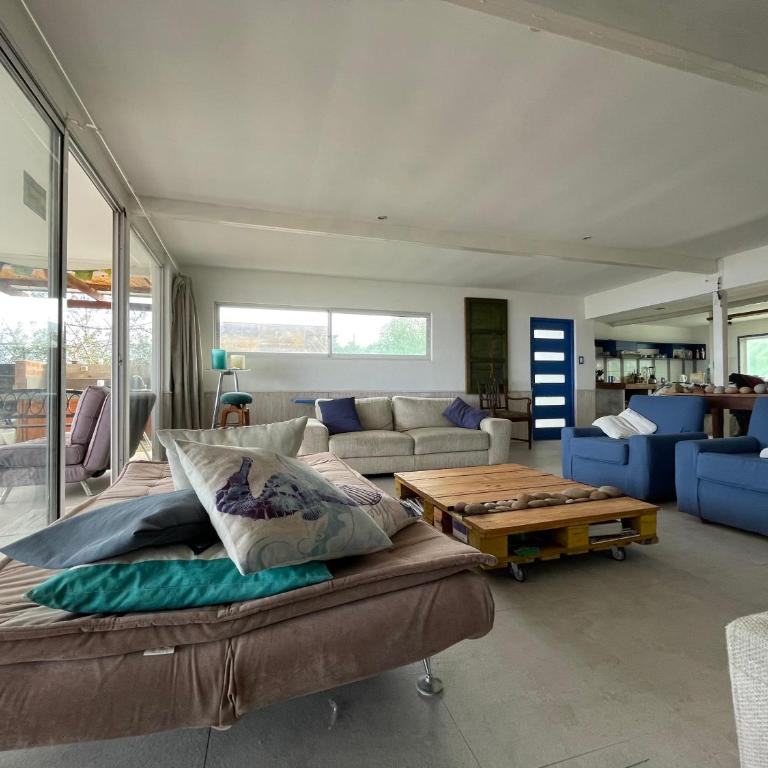 BIG SOTO HAUS - Three-Bedroom House - 3