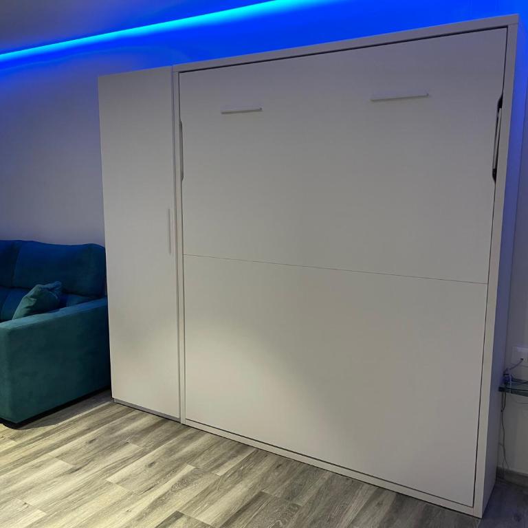 Cap Salou Zeus - Estudio con cama extragrande y sofá cama - 7