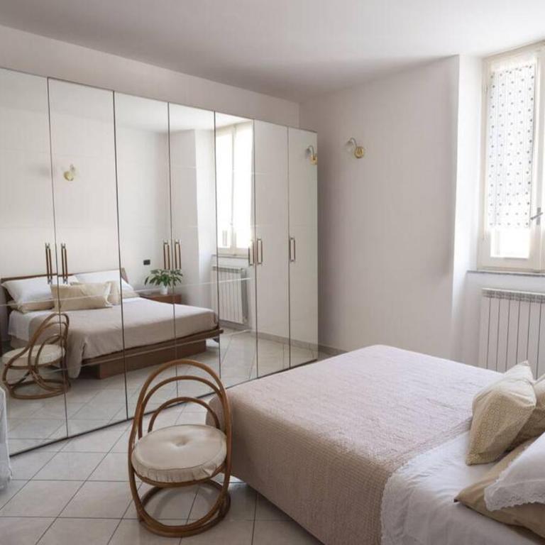 La casa di Anna - Appartamento con 2 Camere da Letto - 1