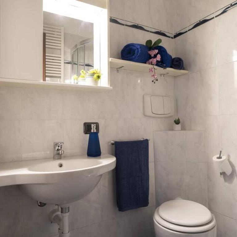 La casa di Anna - Appartamento con 2 Camere da Letto - 17