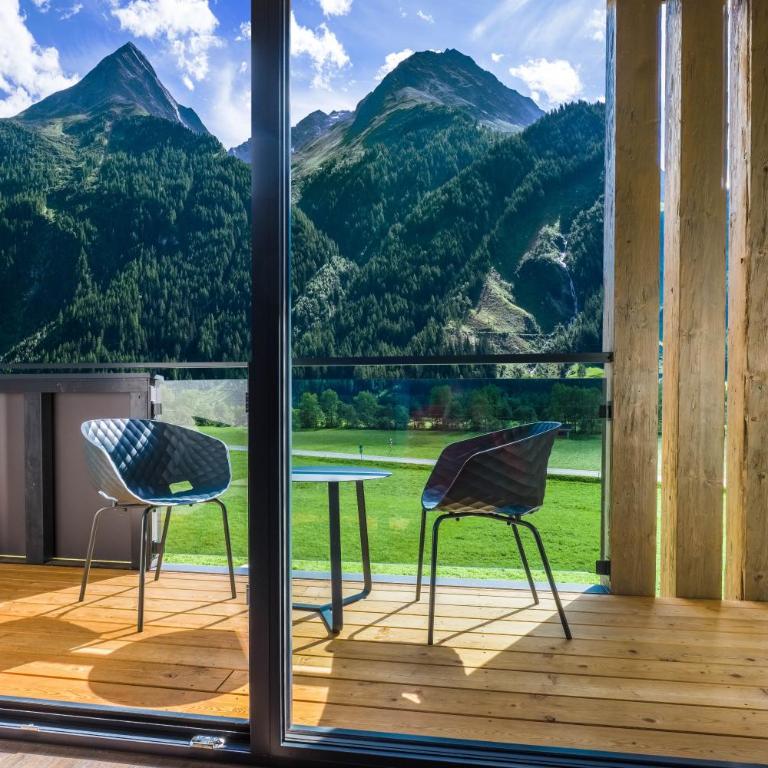 VIER Studios & Restaurant - Studio - 2