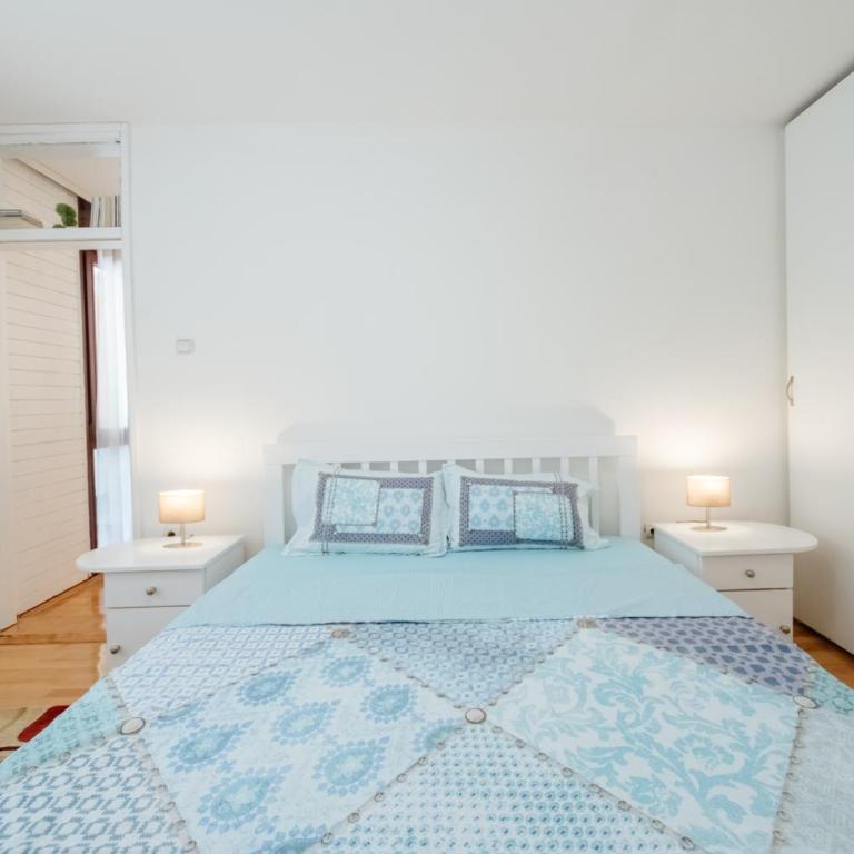 Urban City Center - One-Bedroom Apartment - 11