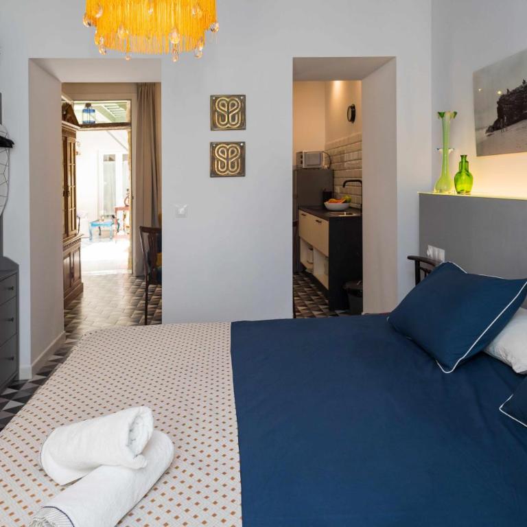 Casa Portus Gaditanus s XVIII Patio Andaluz - Apartamento de 2 dormitorios - 68