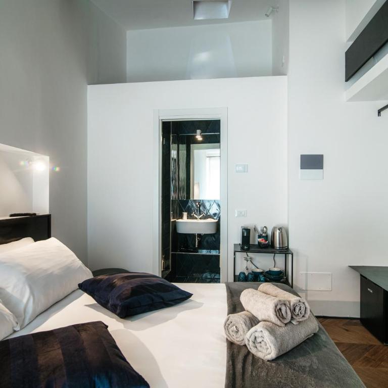 Caesar Suites by "The House Of Travelers" - Camera King Standard - 6