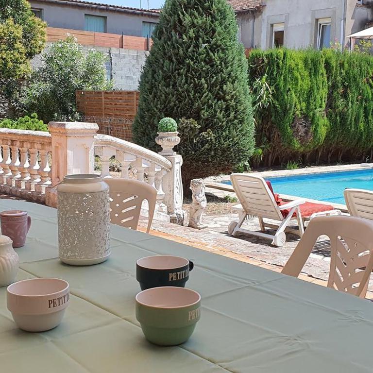 La casa de Margarita y Sisco, Villa avec piscine - Three-Bedroom Villa - 48