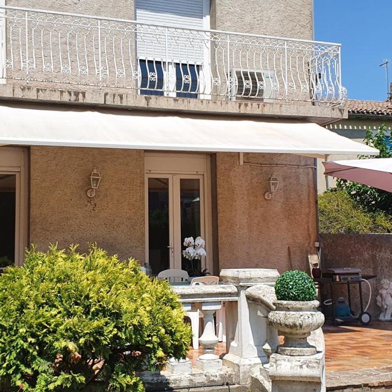 La casa de Margarita y Sisco, Villa avec piscine - Three-Bedroom Villa - 54
