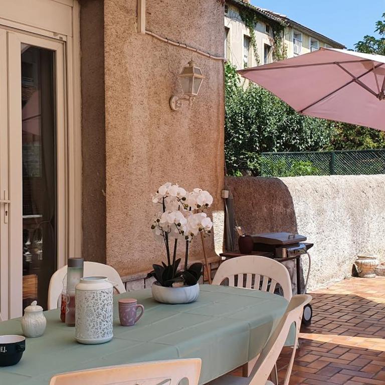 La casa de Margarita y Sisco, Villa avec piscine - Three-Bedroom Villa - 53