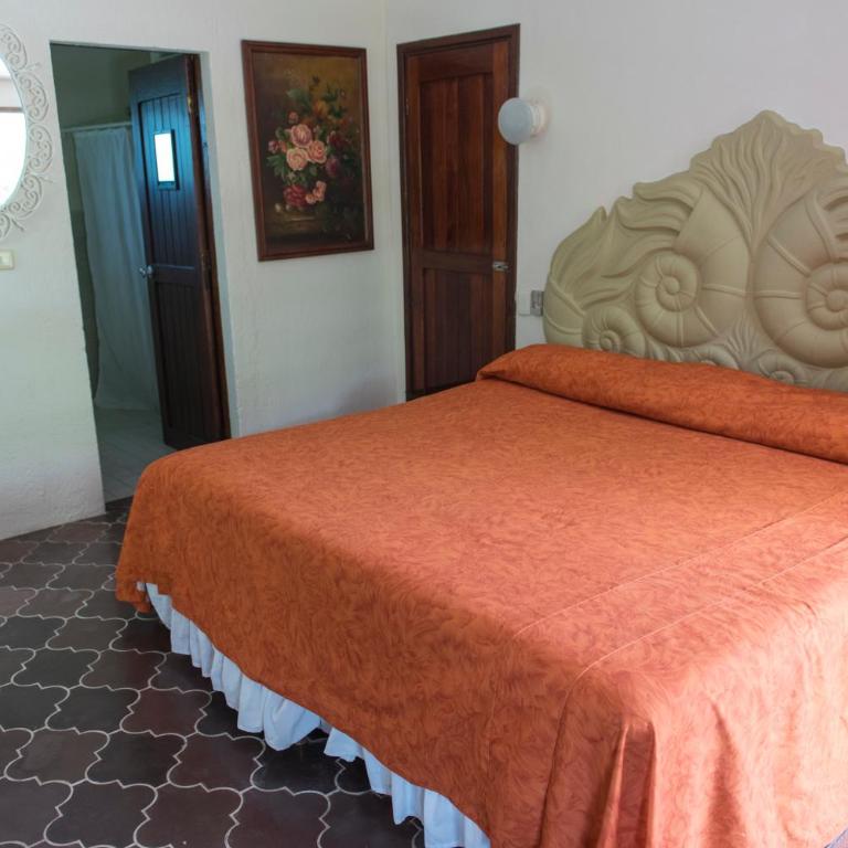 Villablanca Garden Beach Hotel - Standard Room (no kitchen) - 10