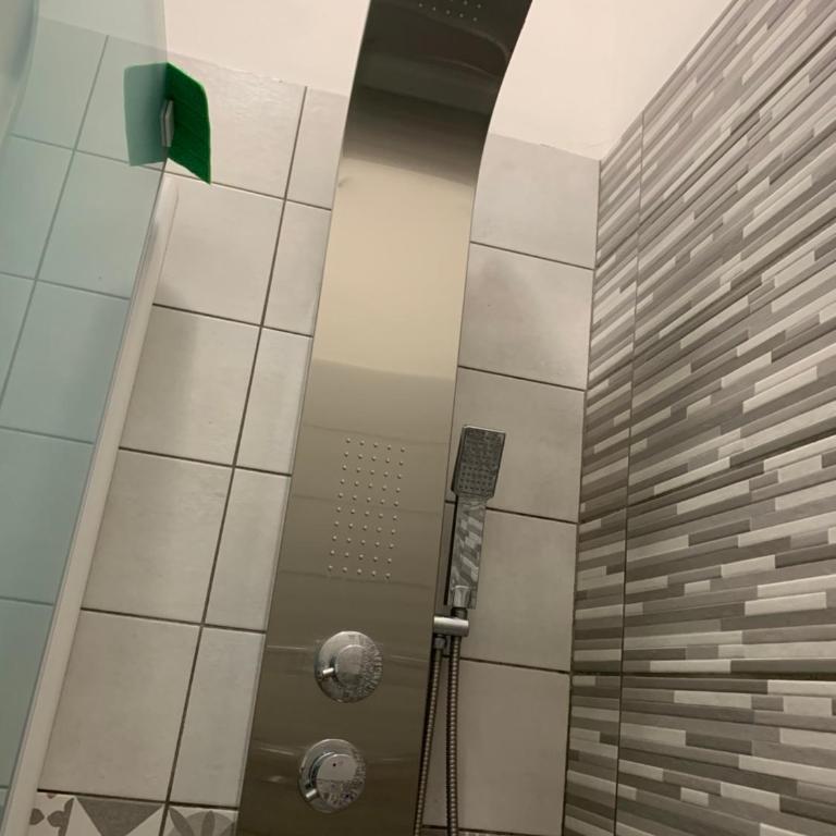 Pisa Train Station Guest House - Appartamento con 2 Camere da Letto - 52