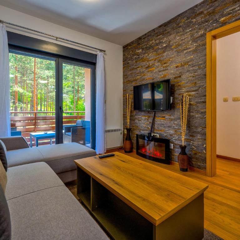 Vila Pekovic Green, Pine Trees View 2 Bedrooms Apartment - Apartman sa 2 Spavaće Sobe - 10