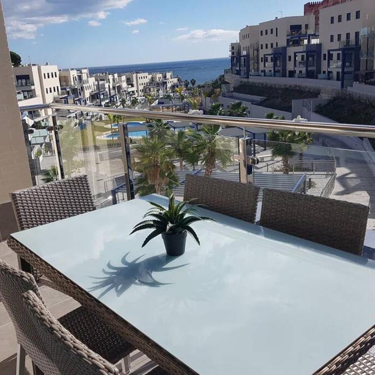 CABRIA APARTMENT - Three-Bedroom Apartment - 2