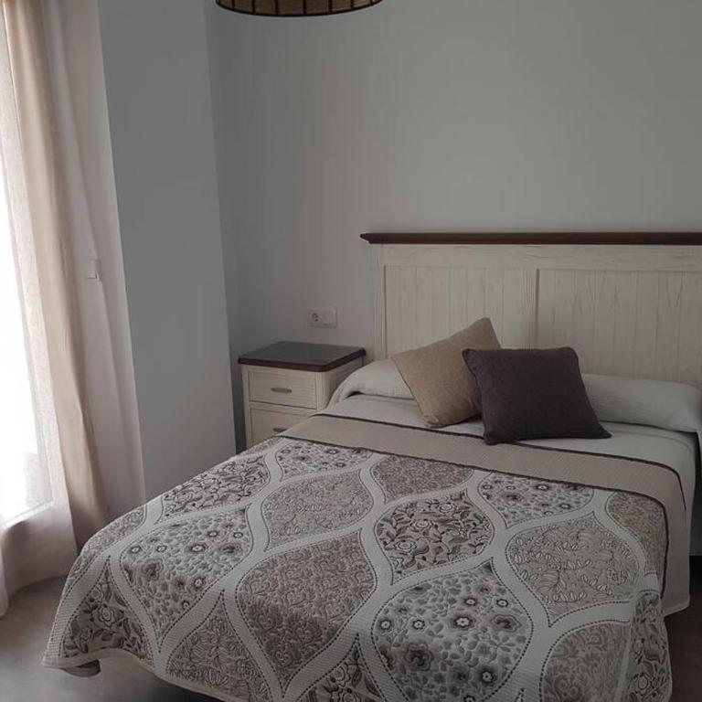 CABRIA APARTMENT - Three-Bedroom Apartment - 11