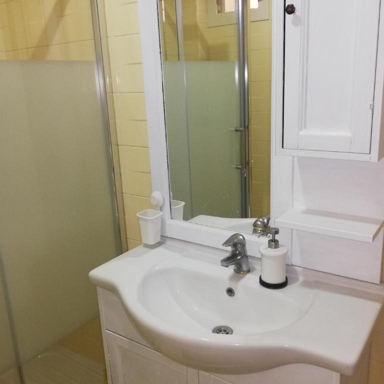 La dolce Dimora - Quadruple Room with Private Bathroom - 2