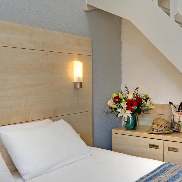 Hôtel Alba - Chambre Quadruple - 7