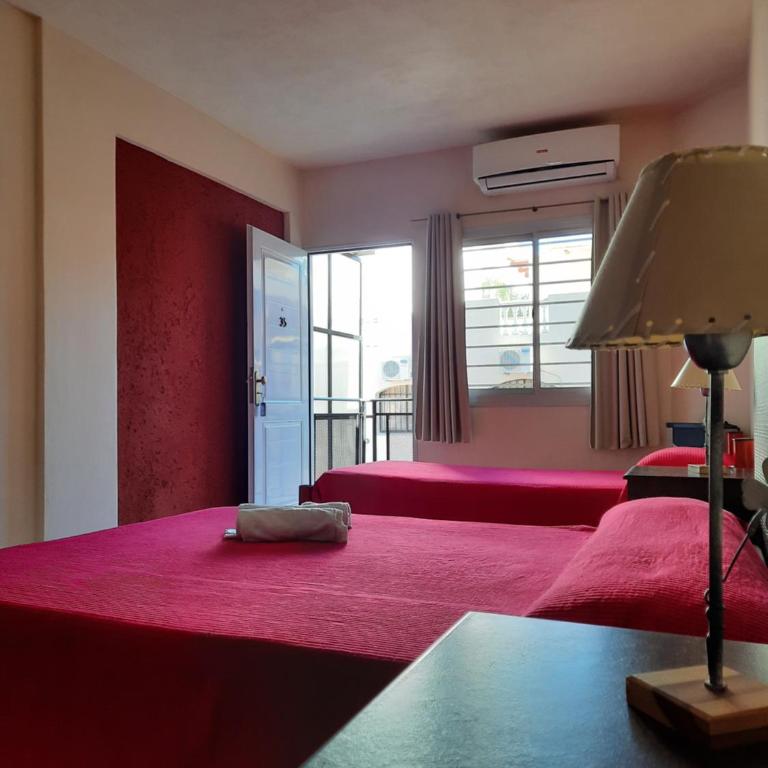 Hotel Gala - Habitación Triple - 6