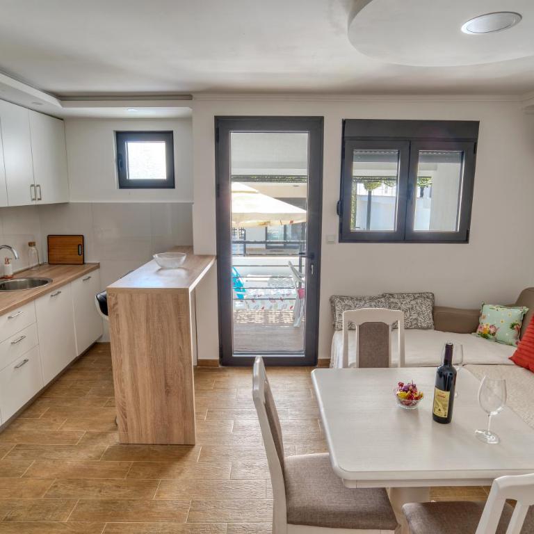 Villa Krofnica - Kuća sa 2 Spavaće Sobe - 3