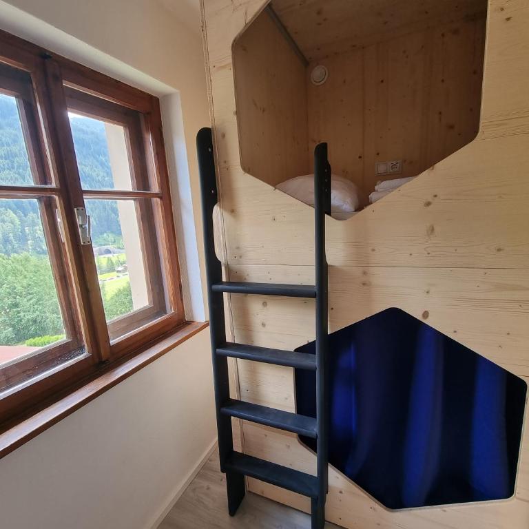 Stanton Hostel - Kapsel für 1 Person im Schlafsaal mit 4 Betten - 5