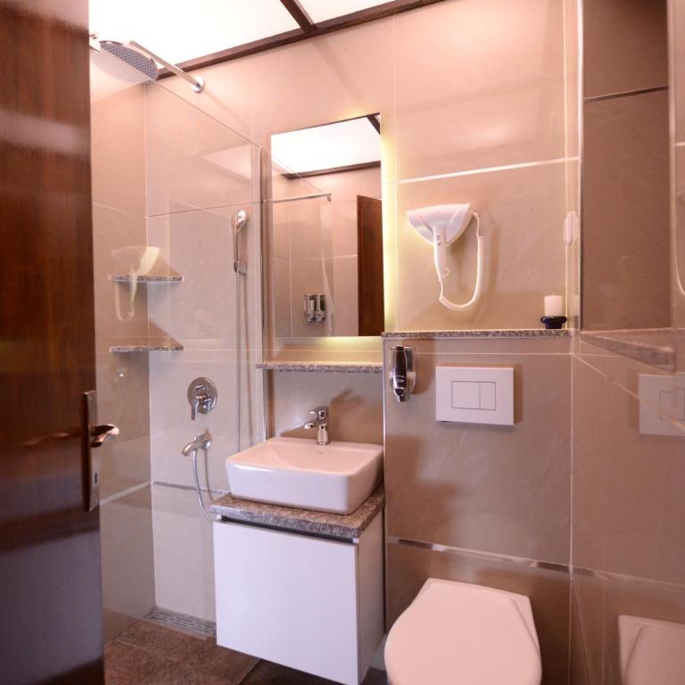 Villa Dijana - Pool, Spa, Outdoor Kitchen - Three-Bedroom Villa - 10