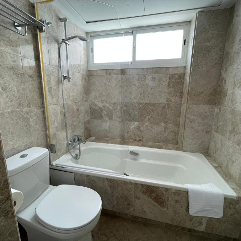 Apartamentos Naranjos del Sol Marbella - Suite - 7