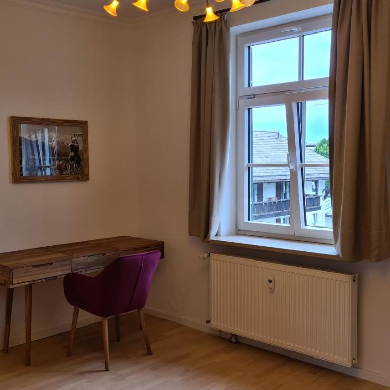 Bunter Hirsch Ferienwohnung im Garmischer Zentrum - Apartment mit 2 Schlafzimmern - 6