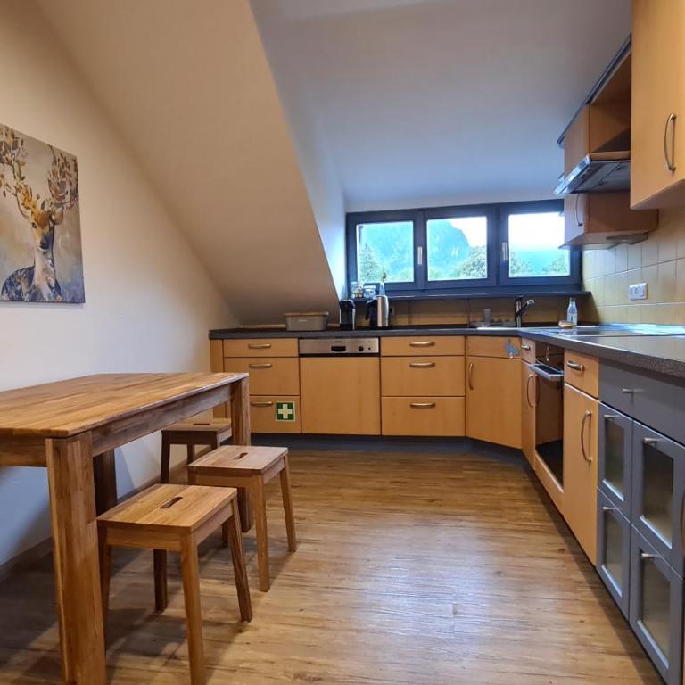 Bunter Hirsch Ferienwohnung im Garmischer Zentrum - Apartment mit 2 Schlafzimmern - 16