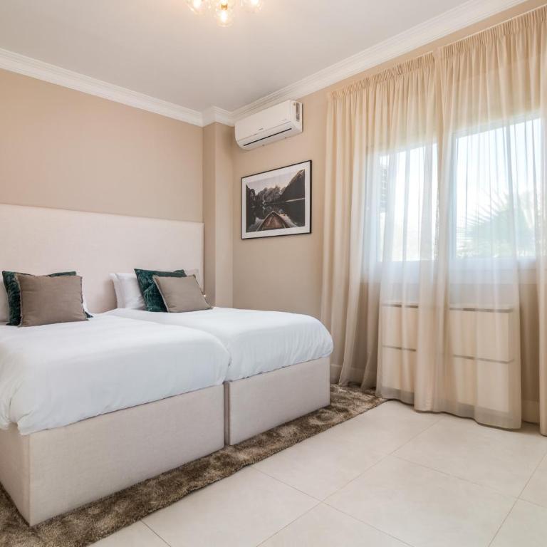 Casa Helena, Luxury Beach Side 5 Bedroom Villa - Villa - 26