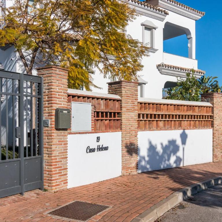 Casa Helena, Luxury Beach Side 5 Bedroom Villa - Villa - 50