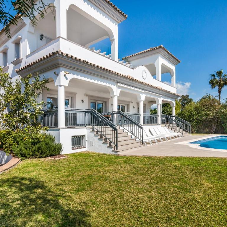 Casa Helena, Luxury Beach Side 5 Bedroom Villa - Villa - 51