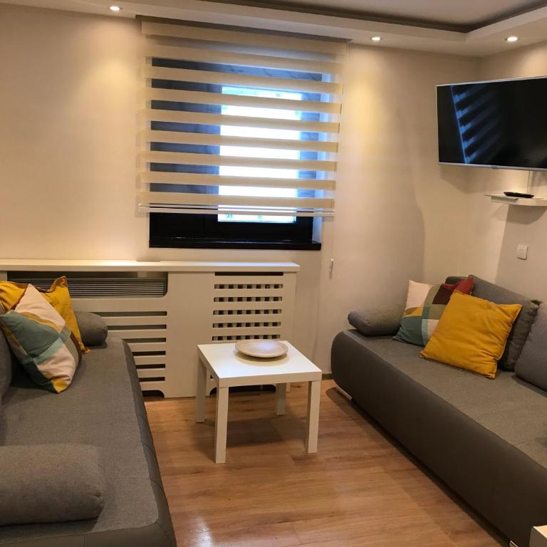YelaYeti Apartments - Family Studio - 22