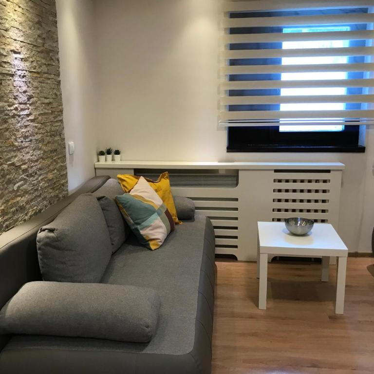 YelaYeti Apartments - Family Studio - 24