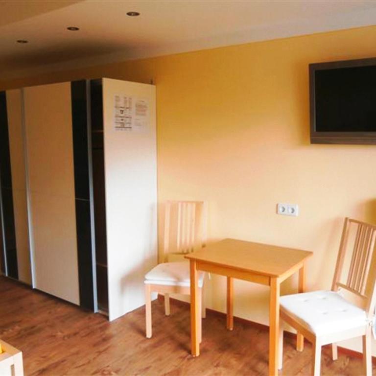 Pension Susi - Doppelzimmer mit Balkon - 4