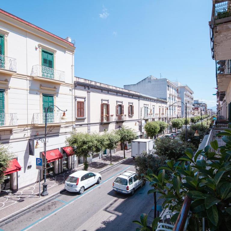 Pompei Plaza - Junior Suite con Balcone - 26