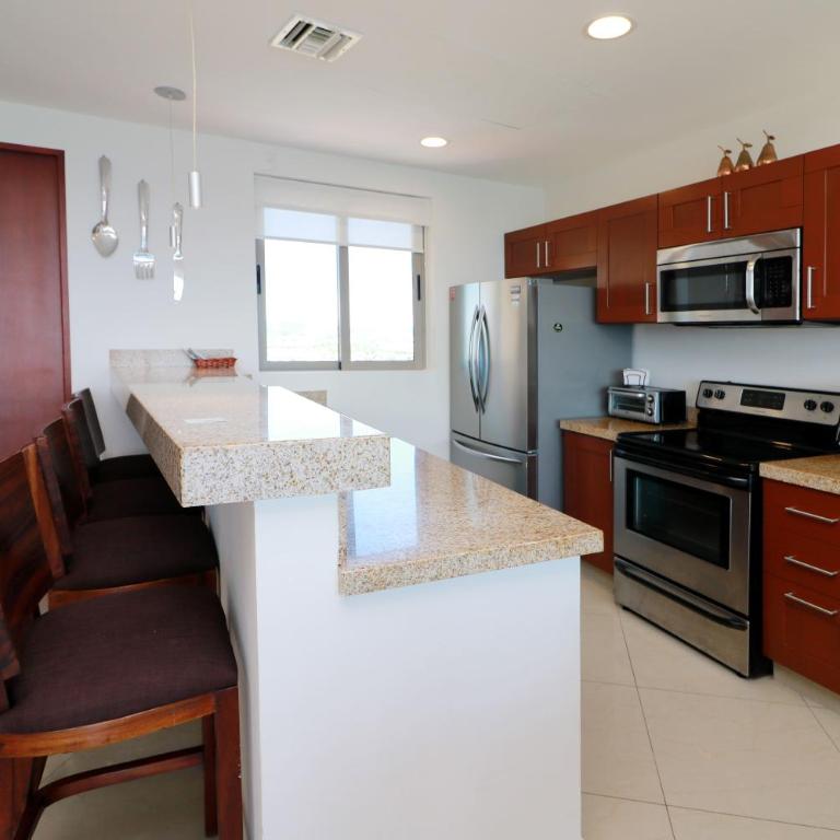 GAVIAS GRAND MAZATLAN APT. 1415 - Three-Bedroom Apartment - 10