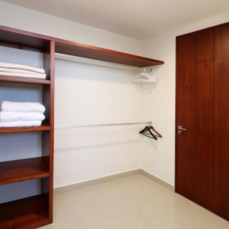 GAVIAS GRAND MAZATLAN APT. 1415 - Three-Bedroom Apartment - 25