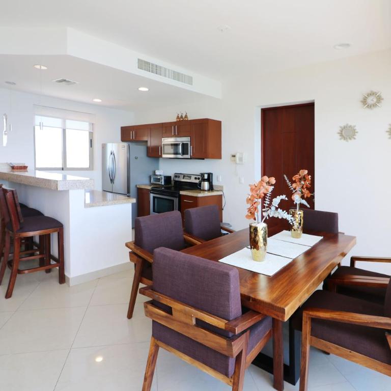 GAVIAS GRAND MAZATLAN APT. 1415 - Three-Bedroom Apartment - 6