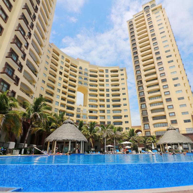 GAVIAS GRAND MAZATLAN APT. 1415 - Three-Bedroom Apartment - 38