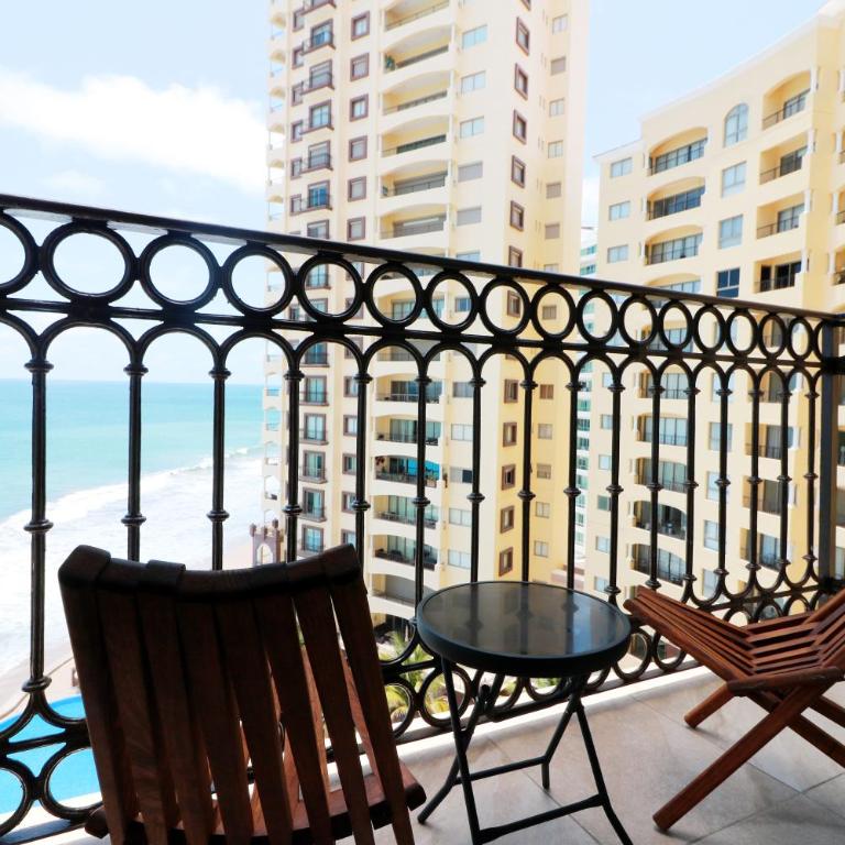 Departamento en Gavias Grand Mazatlan 920 Torre Sur - Two-Bedroom Apartment - 11