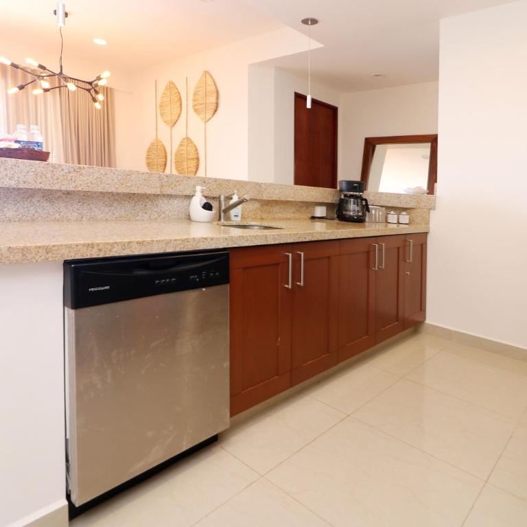 Departamento en Gavias Grand Mazatlan 920 Torre Sur - Two-Bedroom Apartment - 10