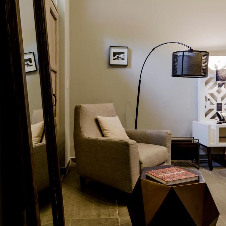 Hotel Casa Once - King Suite - 11