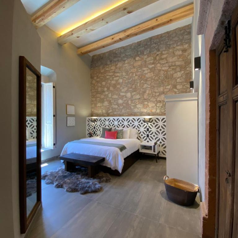 Hotel Casa Once - King Suite - 16