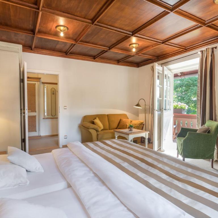 Geldernhaus Hotel garni - Doppelzimmer mit Balkon - 4