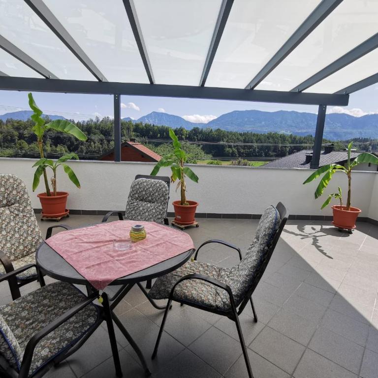 Ferienwohnung Dani - Apartment mit Blick auf die Berge - 4