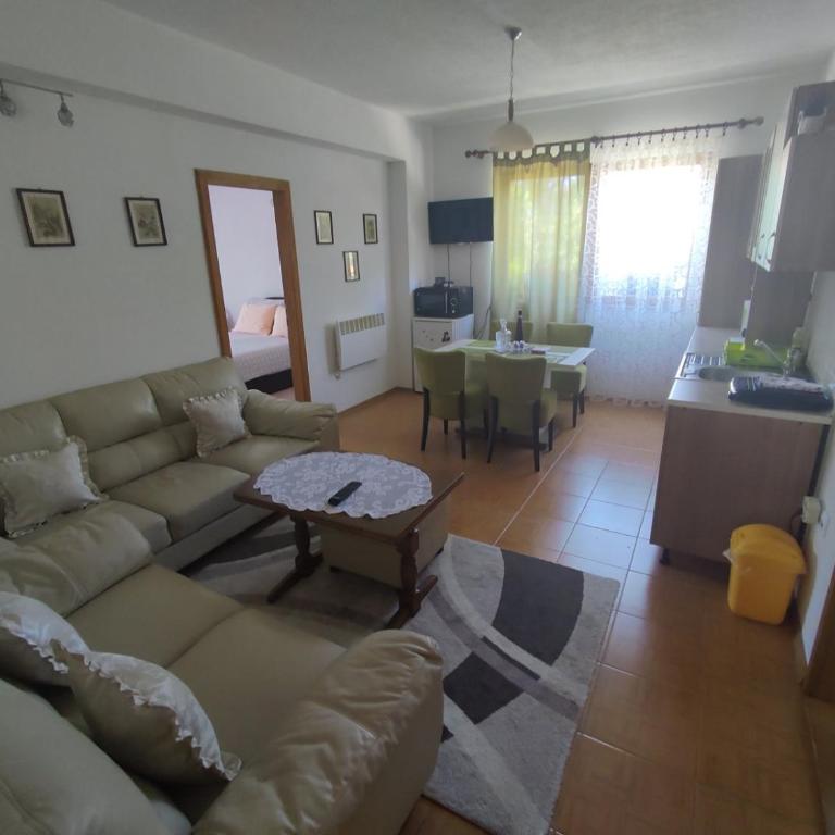 Apartman Hujić - Two-Bedroom Apartment - 10