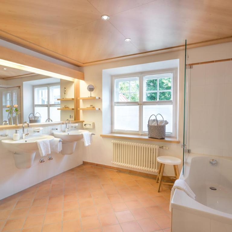 Geldernhaus Hotel garni - Junior Suite mit Balkon - 4