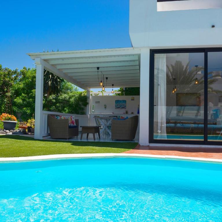Villa Simba - Three-Bedroom House - 8
