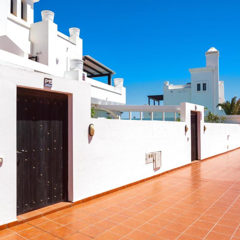 Villa Simba - Three-Bedroom House - 17